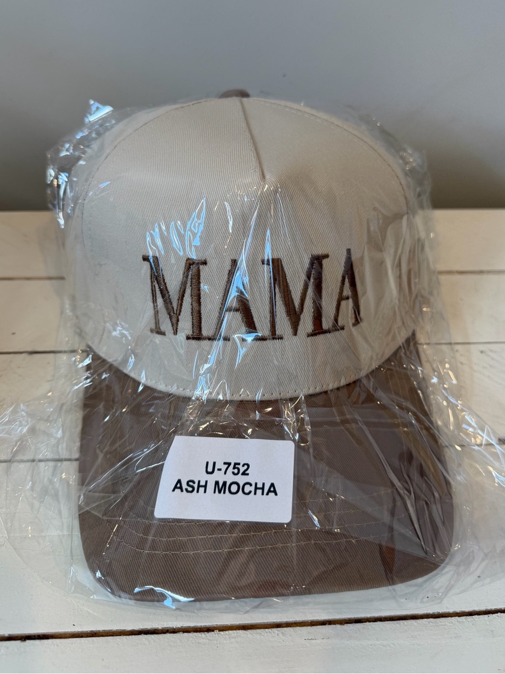 MAMA hat with Black Brim - Cream & Mocha